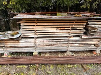 Dubové fošny a desky