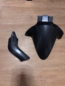 Carbon zadní blatník Honda CBR600RR PC40