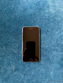 iPhone SE (2020) - 1