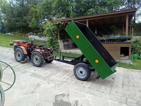 Sklápěcí kára (vlek) za menší traktor nebo malotraktor