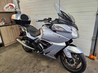 Triumph Trophy 1200 SE - ABS - Kufry
