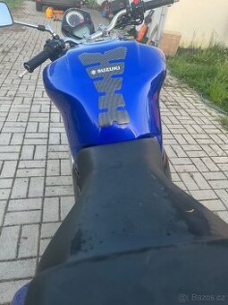 Suzuki SV 650n