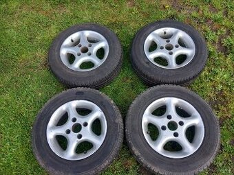 Prodám alu kola na peugeot 4x108 14"