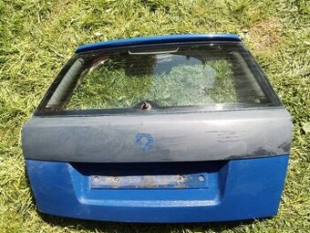 Páté dveře Fabia hatchback 4590
