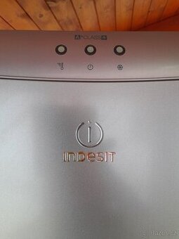 Lednice Indesit A+