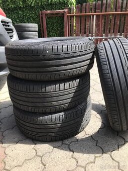 Letní pneu 215/55/17