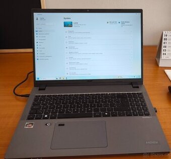 Notebook Acer TravelMate P2 16 - záruka, stáří jen 3 měsíce