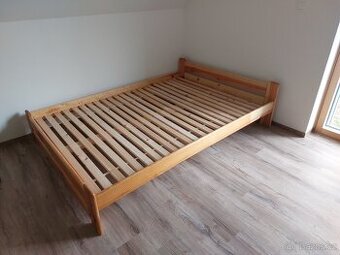 Postel 140x200 včetně roštu