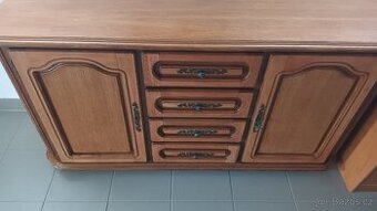Rustikální masivní dubová komoda 152x44x80
