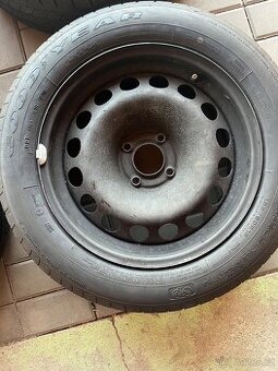 Letní pneu Goodyear 195/60/16, DOT 0318