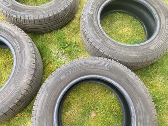 215/65 r16c