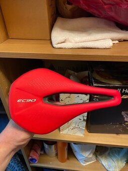 MTB sedlo - 1