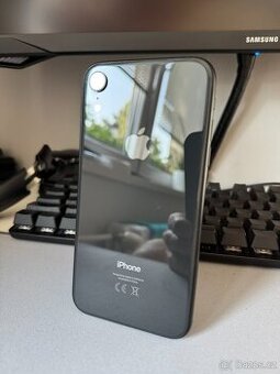 Apple iPhone XR 64GB - záruka