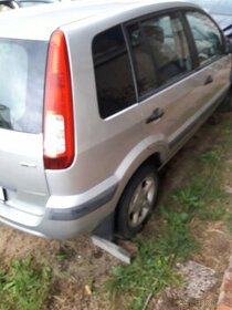 Ford fusion 07 na nahradni dily