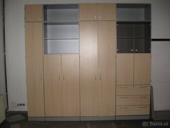 Kancelářská stěna