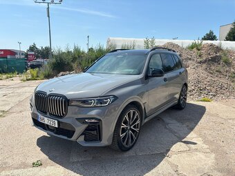 BMW X7 M50i 2019