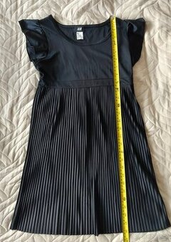 H&M Dívčí šaty vel146cm