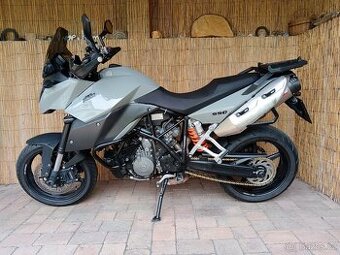 KTM 990 SMT, rok 2012,ABS, Ser.kniha, výfuky MIVV