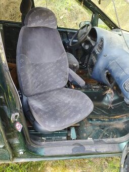 Otočné sedačky Ford Galaxy