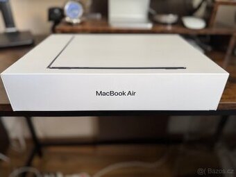 Macbook Air 13" 16GB RAM, 256GB SSD