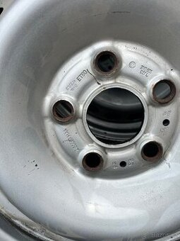 Kola Volkswagen Crafter,Man 235/65/16C