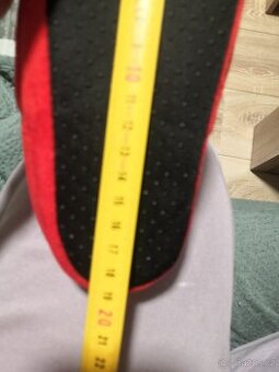 Nové bačkory 28/29