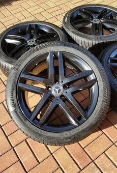 Zimní sada MERCEDES W447 R19 pneu 245/45/19 V-Class a Vito