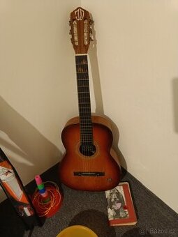 Stará kytara