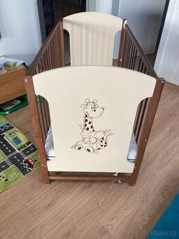 Detska postylka s komodou a prebalovacim pultem