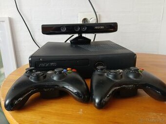 Xbox 360 + hry