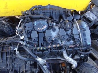 AUDI A4 A5 Q5 2.0 TFSI 11r 155 kW motor CDN CDNC