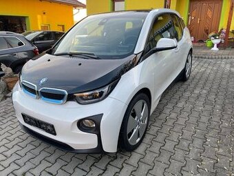 Prodám BMW i3, 125 KW LED NAVI Nová STK