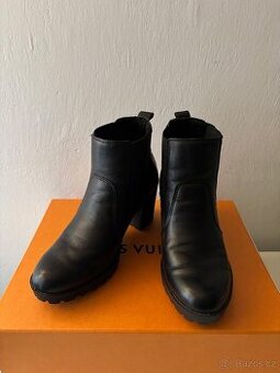 Dámské boty - polobotky vel.39 IMAC