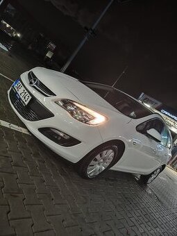 Opel Astra J 1.4 benzin