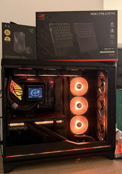 ASUS RTX 5090 LC OC, 4K OLED ASUS MONITOR