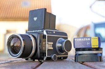 Středoformát Rolleiflex SL66 + Zeiss Distagon 50mm f/4, komp