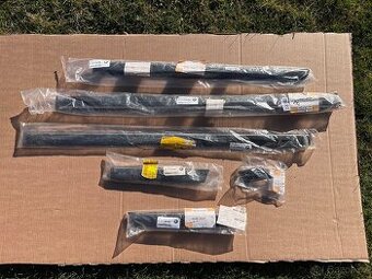 Dveřní ochranné lišty BMW E32 | CHROM