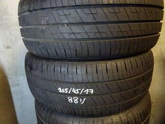 Letní pneu Goodyear Effgrip, 205/45/17, 2 ks, 8 mm