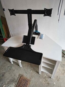 Rohový stůl a držák na monitor/y