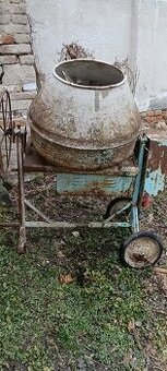 Stavební míchačka