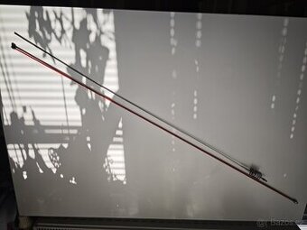 2x stará anténa na veterána Škoda Tatra Žiguli