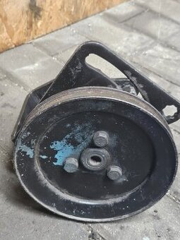 Servočerpadlo Ford Transit 2.5d mk4,5