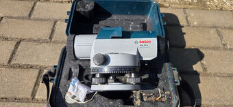 Optický nivelační přístroj + stojan + měřící lať