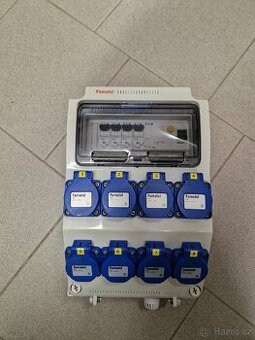 Rozvaděč  8 x zásuvka 230.