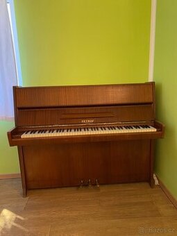 Prodám pianino Petrof