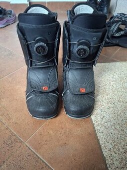 Boty na snowboard