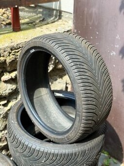 Zimní ojeté pneumatiky 205/40 R17