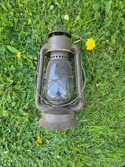 Petrolejová lampa Meva 865