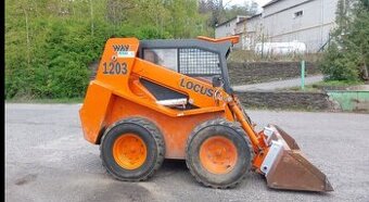 Locust 1203