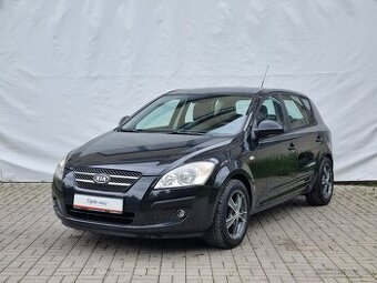 Kia Ceed 1.4i 80kW 2007 Hatchback 2.majitel 116 980 km